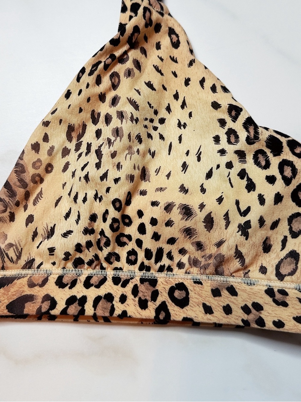 Skims Fits Everybody Triangle Bralette - Picture 3 of 5